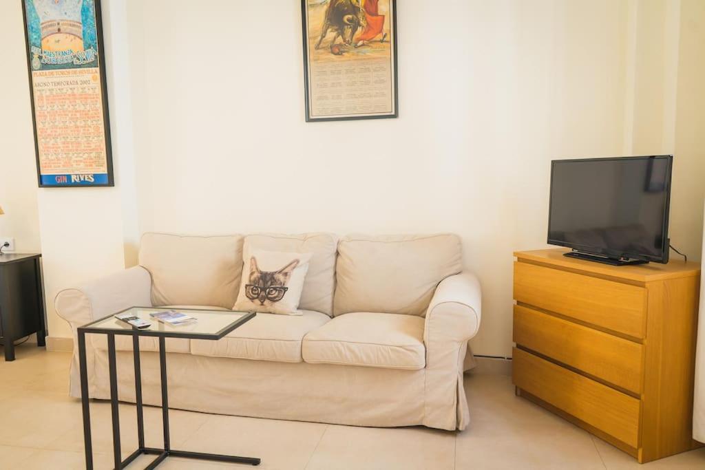 Estudio A Estrenar En Sta Clara เซบีญา ภายนอก รูปภาพ